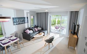 Apartament wrzos z ogródkiem